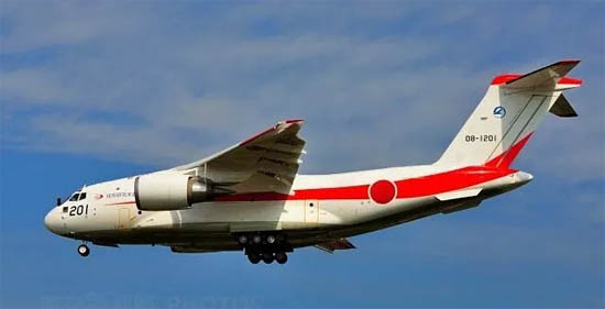 川崎重工C-2運(yùn)輸機(jī)