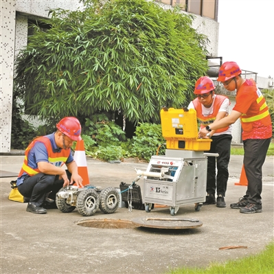 佛山水業(yè)上線(xiàn)水表抄表機(jī)器人